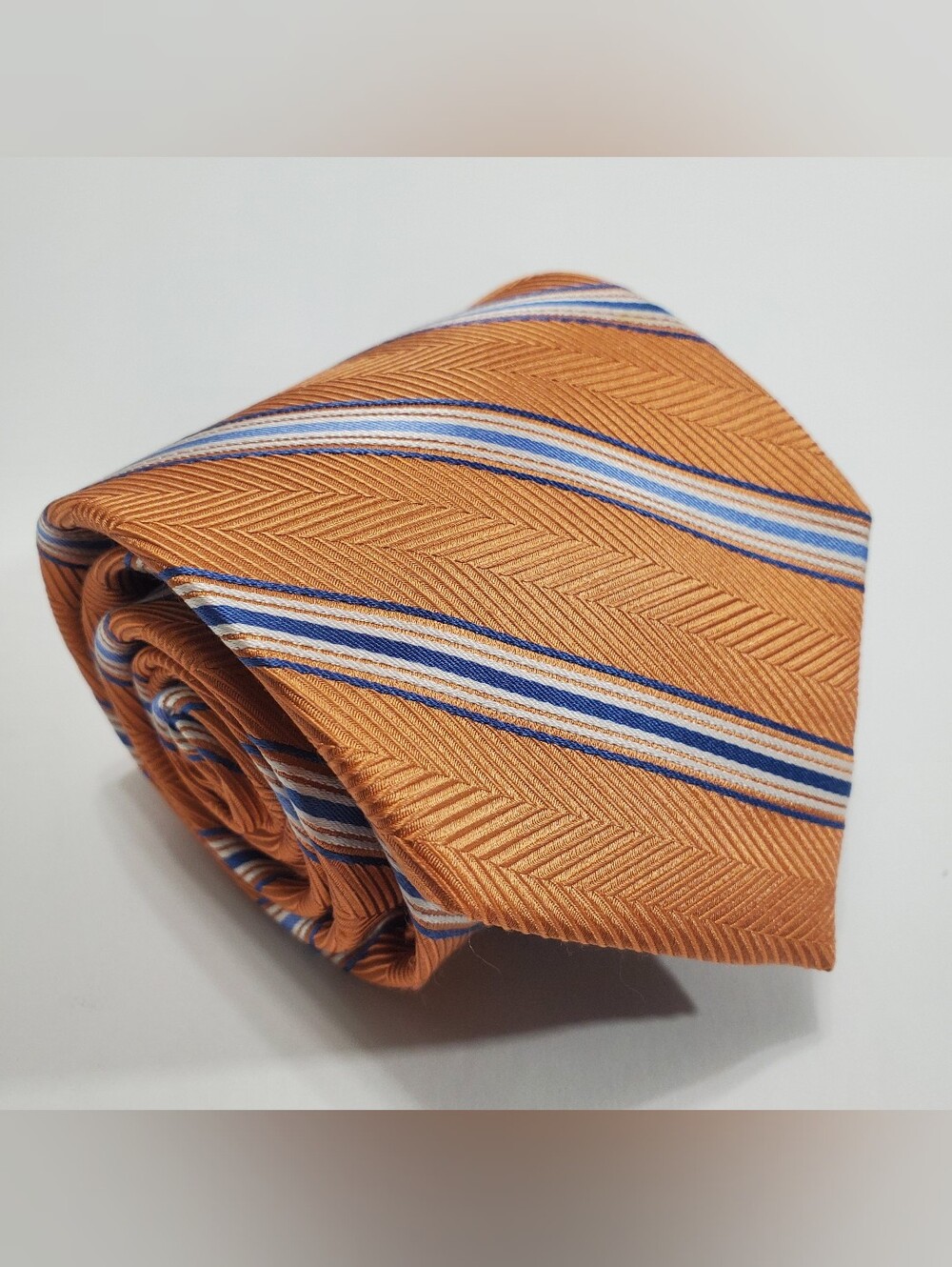 MICHAEL Michael Kors Men's Silk Neck Tie Orange Stripe Pattern Jacquard Fabric